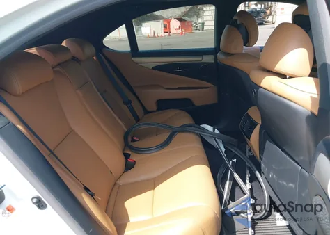 2016 Lexus Ls 460 из США, поврежденный, VIN JTHBL5EF2G5142629